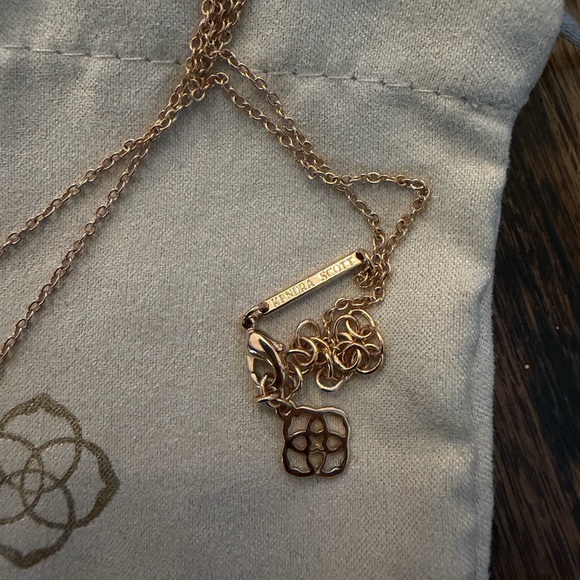 Authentic Kendra Scott Rose Gold Elisa Necklace - Picture 4 of 4